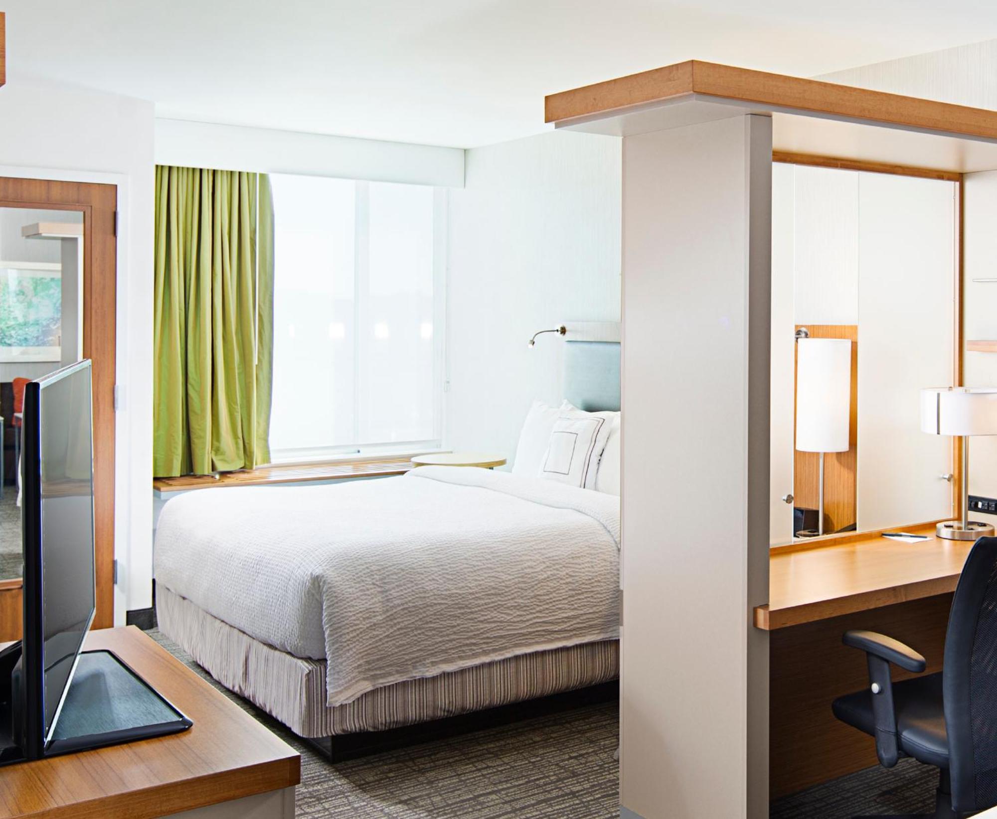สปริงฮิลล์ สวีท คาร์ล เพลส การ์เดน ซิตี้ Hotel Carle Place ภายนอก รูปภาพ