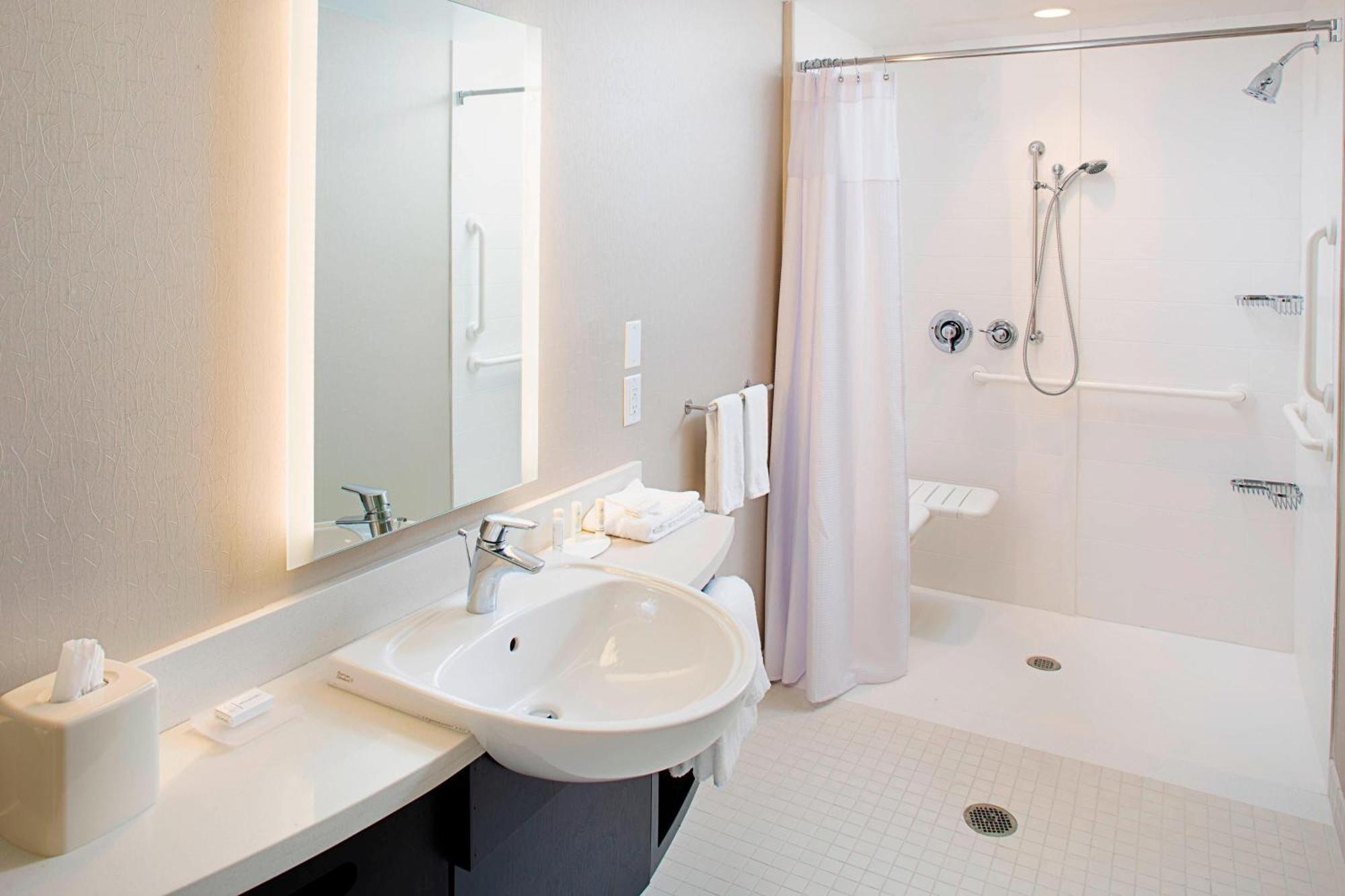 สปริงฮิลล์ สวีท คาร์ล เพลส การ์เดน ซิตี้ Hotel Carle Place ภายนอก รูปภาพ